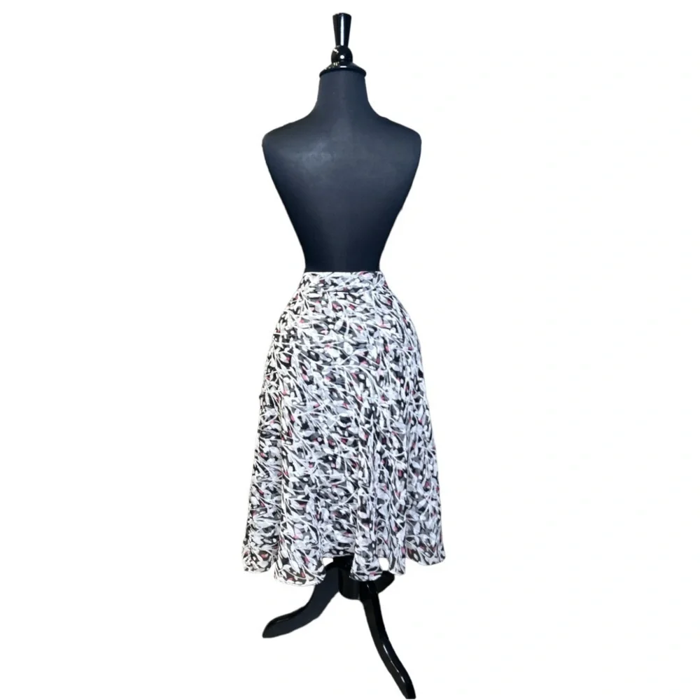 Jones’s New York Skirt